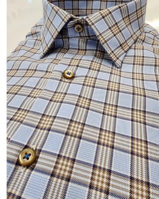 Great color combo,  brown and blue...
👔: xs96080 |  B42B 
#itallstartswithagreatshirt 🇺🇸
#1933
————————————————

#bespoke #custom #customshirts #fashion #gambert #americanmade #handmade #luxury  #melgambert #mensfashion #menswear #combination #spring #blue #brown #check #please #and #madetomeasure #madeinusa #style #sartorial #shirts #instastyle #madeinnewjersey #styleoftheday #ootdmen #dappermen